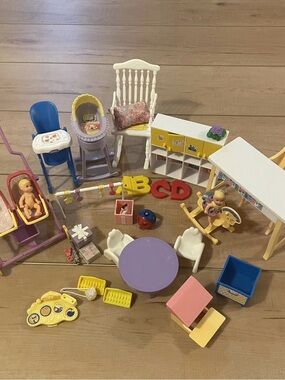 Barbie Vintage Nursery And School Classroom Bundle Lot 1994/2003